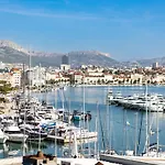 Apartment Bacvice - 2 Bedroom , Terrace,3 Air Conditioners, Parking,elevator 3 Minutes To The