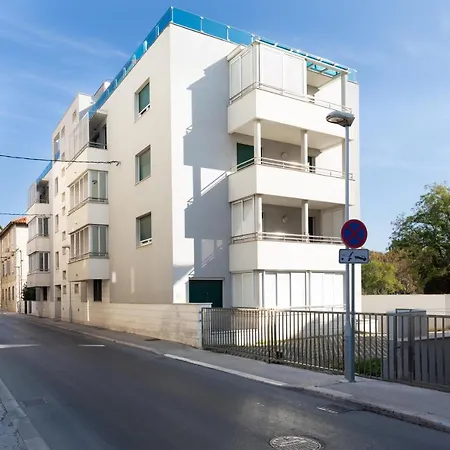 Bacvice - 2 Bedroom , Terrace,3 Air Conditioners, Parking,elevator 3 Minutes To The *