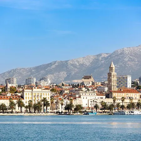 Lejlighed Bacvice - 2 Bedroom , Terrace,3 Air Conditioners, Parking,elevator 3 Minutes To The *