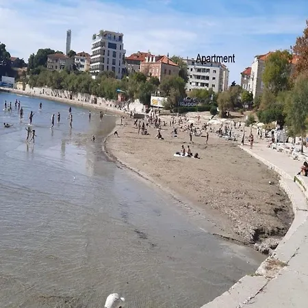 Bacvice - 2 Bedroom , Terrace,3 Air Conditioners, Parking,elevator 3 Minutes To The Apartamento